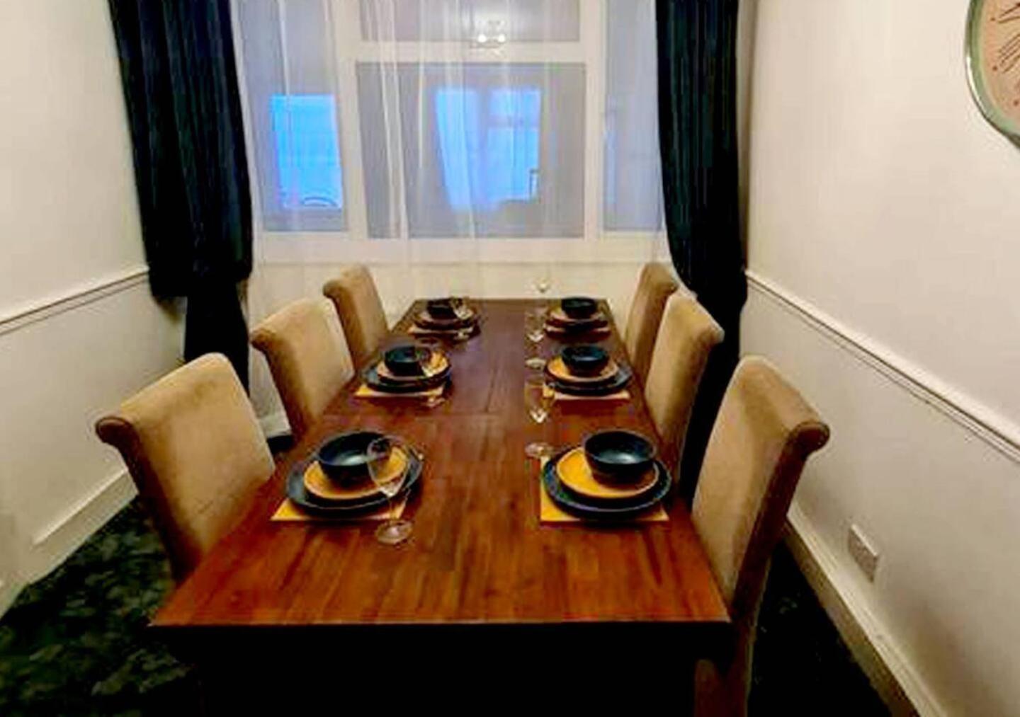 Reading - 3-Bed House - Sleeps 6 - Garden - Wifi Luaran gambar